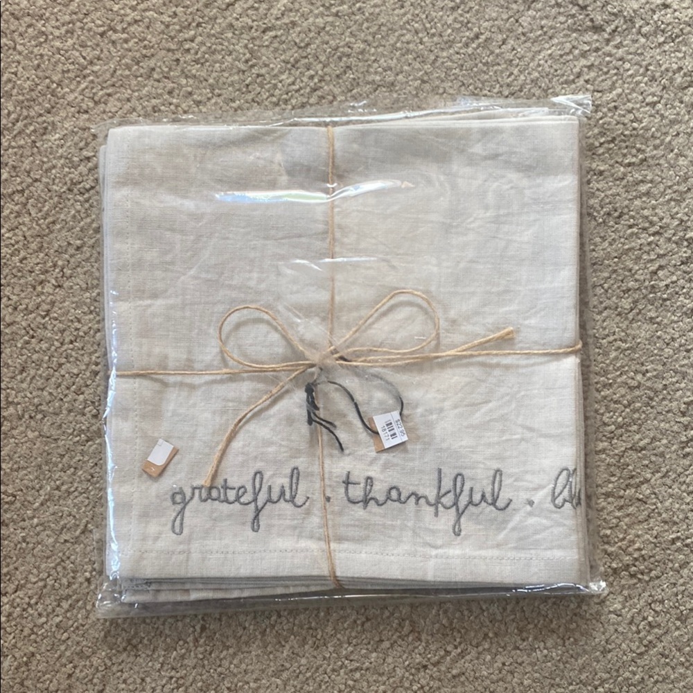 Creative Co-Op Cream and Gray Table Linens
